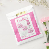 Three It’s Time for Tea 3rd Birthday Invitation フェイバーバッグ (封をした状態)