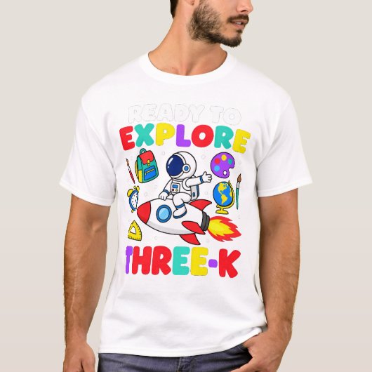 Three K Preschool Astronaut Adventure Tシャツ (正面)