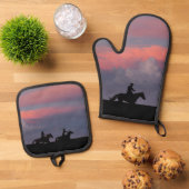 Three Riders, One Horizon 鍋つかみ&鍋敷きセット (トップダウン)