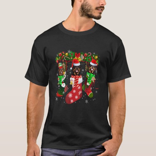 Three Rottweiler In Socks Christmas Santa Hat   Tシャツ (正面)