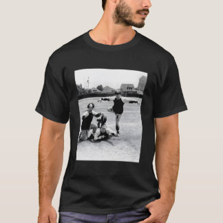 Three Stooges Football Â€“ Kick Off Tシャツ