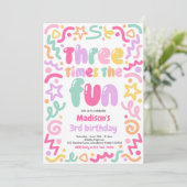 Three Times The Fun Confetti Balloon 3rd Birthday  招待状 (スタンド正面)