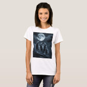 Three Wolves Howling at the Full Moon - Three Wolf Tシャツ (正面フル)