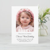 Three Year Old Birthday Party 3rd Birthday Girl 招待状 (スタンド正面)