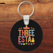 Threeesta 3歳の誕生日フィエスタハット メキシカン キーホルダー (正面)