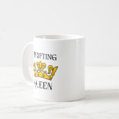 Thrifting Queen- Funny Bargain Hunter's Quotes T- コーヒーマグカップ (正面左)
