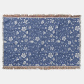 Throw Blanket - Floral Blue & White Design スローブランケット (正面)