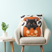 Throw Pillow – Cute Black Cat in Pumpkin Halloween クッション (椅子)