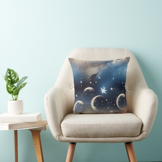 Throw Pillow - Dusty Blue Celestial Moon クッション (椅子)
