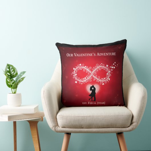 Throw Pillow for valentines day's クッション (椅子)