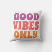 Throw Pillow Good Vibes Only Motivational Pillow クッション (裏面)
