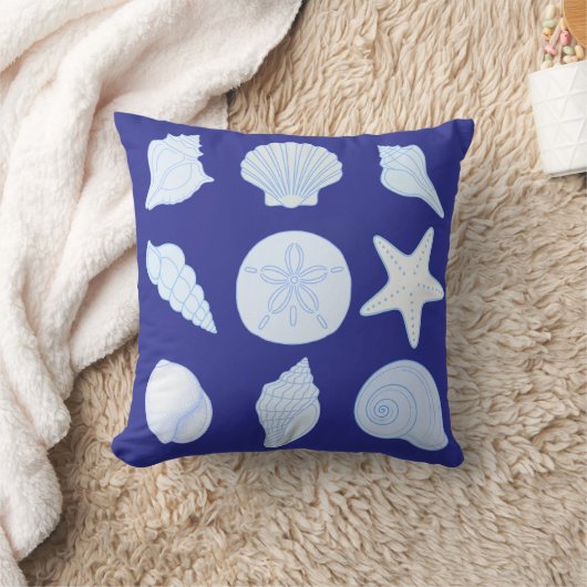 Throw Pillow in ocean blue with seashells クッション (ブランケット)