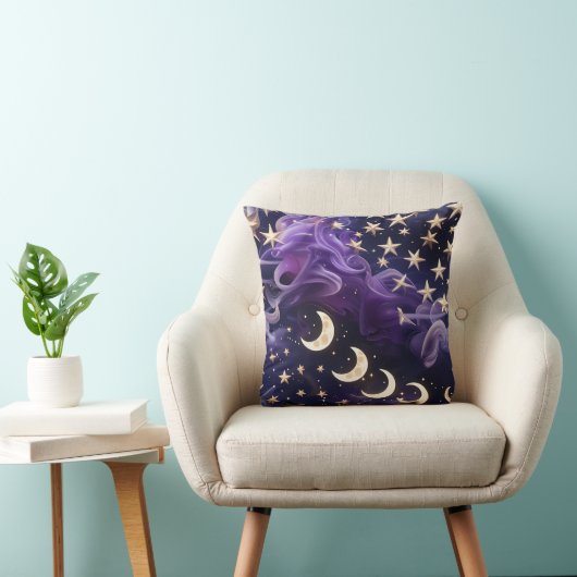 Throw Pillow – Luxury Royal Amethyst Celestial Moo クッション (椅子)