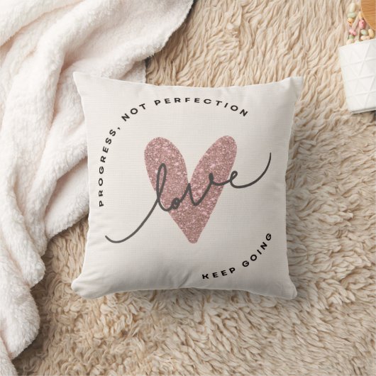 Throw Pillow – Pink Glitter Heart Love Design | In クッション (ブランケット)