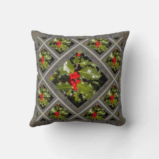 Throw Pillow with Holiday Holly クッション (裏面)