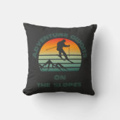 Throw Pillow with skiing design クッション (正面)
