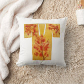 Throw pillow with yellow and red nagajuba design クッション (ブランケット)