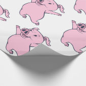 Thunder_Coveを跳んでいる幸せなピンクのブタ ラッピングペーパー (角)