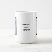 Thurisaz Rune Mug – 防衛! コーヒーマグカップ (中央)