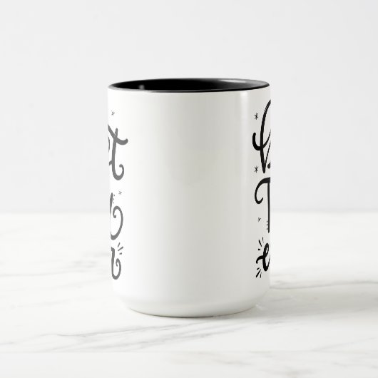 Tia Ever、最高のSpanglish マグカップ (中央)