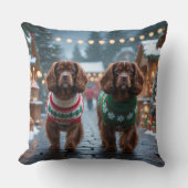 Tibetan Spaniel Dogs Christmas Snow Holiday クッション (正面)