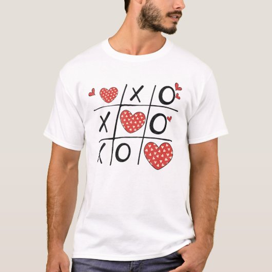 Tic-Tac-Toe XOXOバレンタインデーハートギフトウィメンズ Tシャツ (正面)