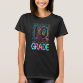 Tie Dye 10th Grade Typography Tenth Grade Back To  Tシャツ (正面)