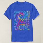 Tie Dye 2nd Grade Typography Team Second Grade Tea Tシャツ (デザイン正面)