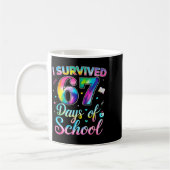 Tie Dye I Survived 67 Days Of School Funny Six Sev コーヒーマグカップ (左)