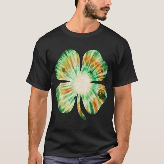 Tie Dye Irish Shamrock Lucky Four Leaf Clover Tシャツ (正面)