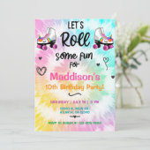 TieDyeローラースケートで滑るガール誕生日招待状。 招待状 (スタンド正面)