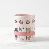 Tiernos gatitos en fondo rosa con flores マグカップ (中央)