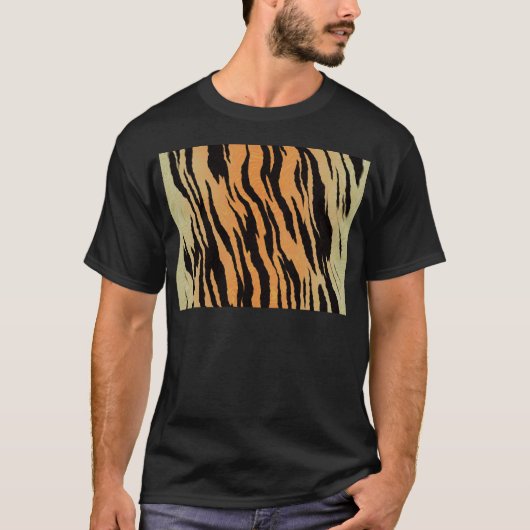 Tigerのシームレスなパターンテクスチャの背景 Tシャツ (正面)