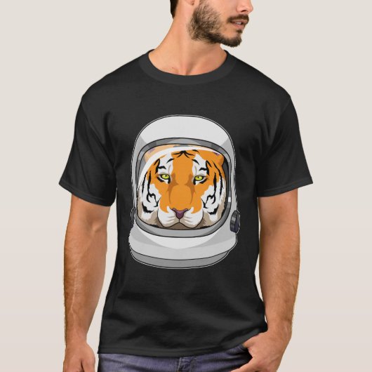 Tiger as Astronaut with Helmet Tシャツ (正面)