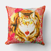 Tiger Cat Decoratie Red Fabrics DesignThrow Pillow クッション (正面)