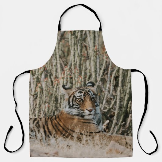 TIGER IN THE WILD RESTING エプロン (正面)
