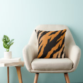 Tiger Stripe design on throw cushion クッション (椅子)