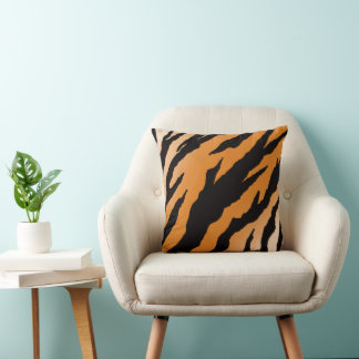 Tiger Stripe design on throw cushion クッション