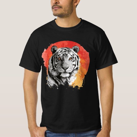 Tiger symbol of courage.  T-Shirt Tシャツ (正面)