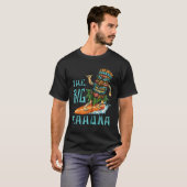 Tiki Big Kahuna Surfer Funny Tropical Hawaiian Fat Tシャツ (正面フル)