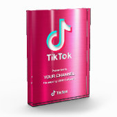 TikTokアワードカスタムチャンネル フォトブロック (左)
