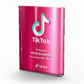 TikTokアワードカスタムチャンネル フォトブロック (右)