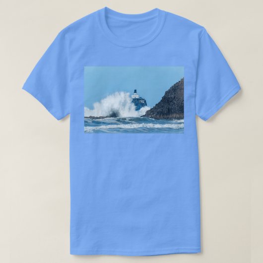 Tillamook Rock Lighthouse Oregon Terrible Tilly Tシャツ (デザイン正面)