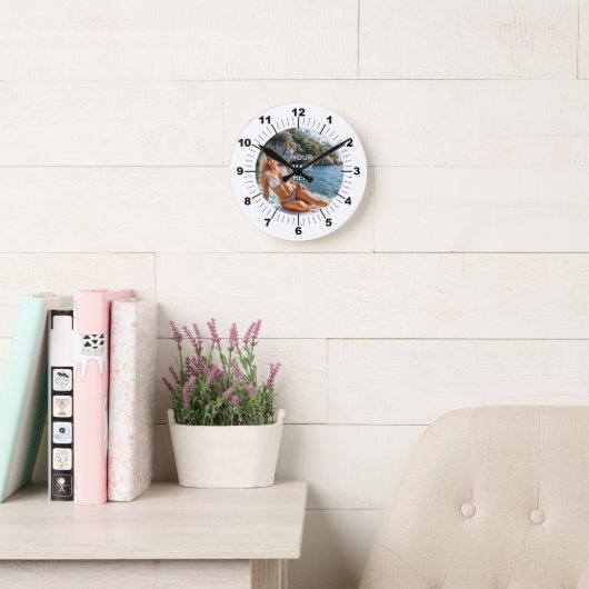 TIME! ⏰ Custom Wall Clock – Add Your Design ラウンド壁時計 (読書スペース)