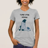 Time For Yoga cat cute t-shirt Tシャツ (正面)
