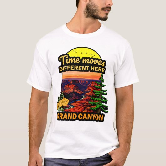 Time Moves Differently Here – Canyon Nature Hiking Tシャツ (正面)