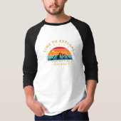 Time to Explore Mountain Shirt – Retro Hiking Tee Tシャツ (正面)