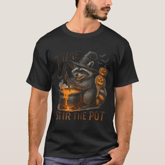 Time To Stir T Funny Raccoon Retro Halloween Anima Tシャツ (正面)