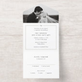 Timeless Black and White Monogram Modern Wedding オールインワン招待状 (内側)