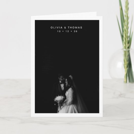 Timeless Black Monochrome Photo Wedding Folded サンキューカード (正面)